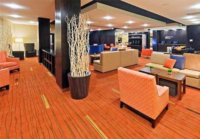מלון Courtyard By Marriott Tulsa Woodland Hills מראה חיצוני תמונה