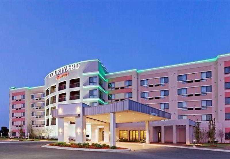 מלון Courtyard By Marriott Tulsa Woodland Hills מראה חיצוני תמונה