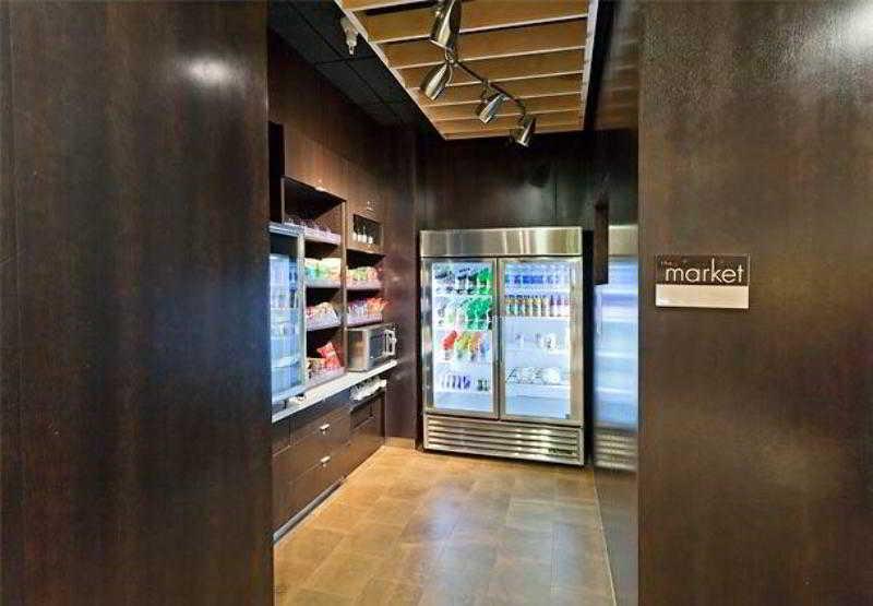 מלון Courtyard By Marriott Tulsa Woodland Hills מראה חיצוני תמונה