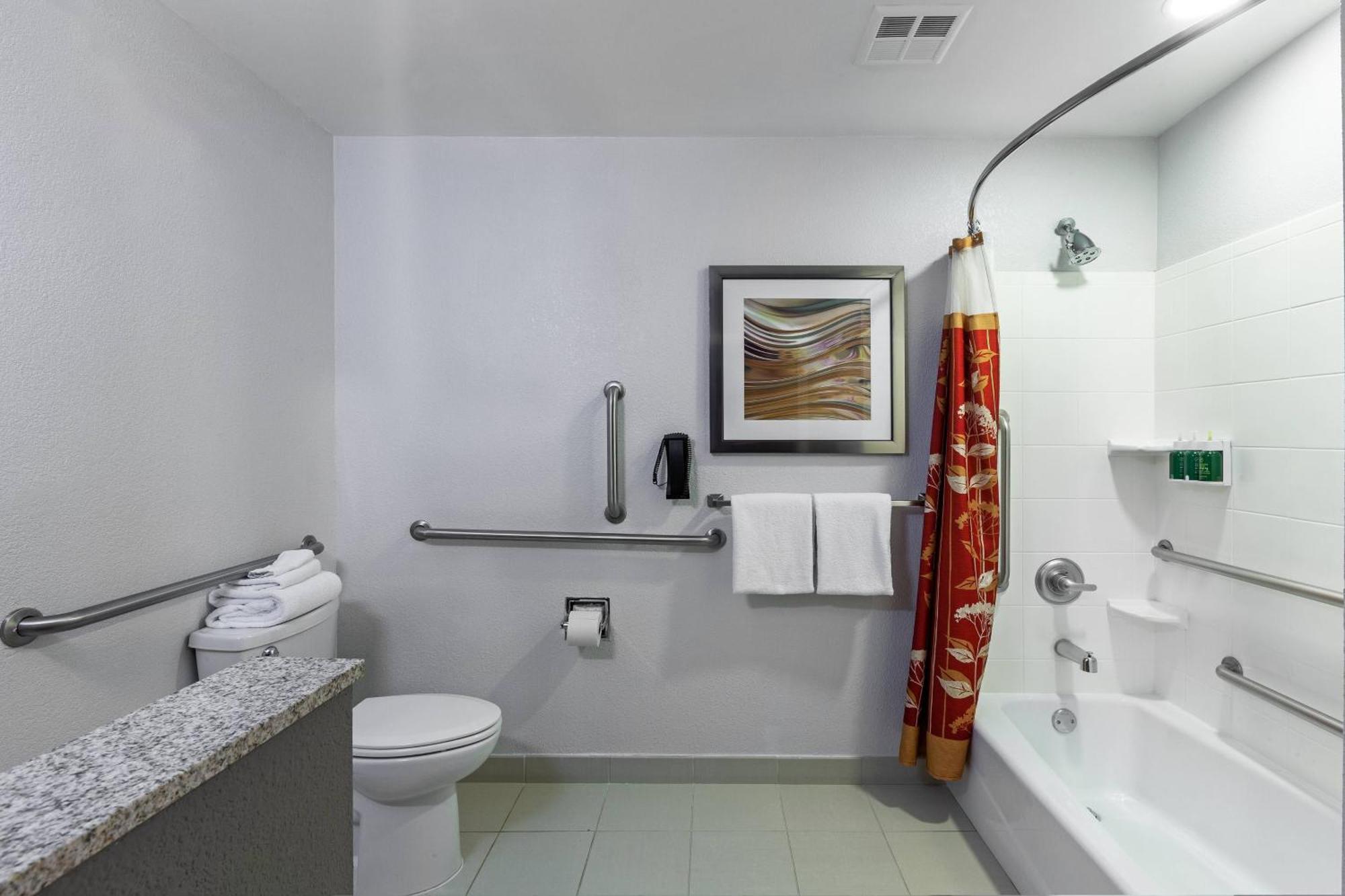 מלון Courtyard By Marriott Tulsa Woodland Hills מראה חיצוני תמונה